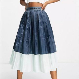 Adidas Circle Skirt - Midi Length Size Medium